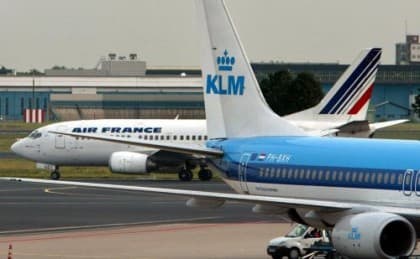 Schiphol voornemens minder werk uit te besteden