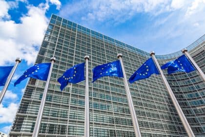 ‘Optimaal gebruik aanbestedingsrecht? Kijk naar Europa.’