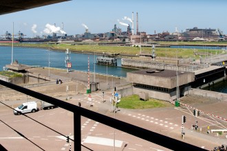 Bouw ‘goedkope zeesluis’ van start