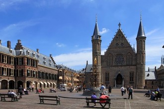 Geen aanbesteding voor renovatie Binnenhof
