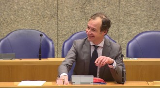 Wiebes maakt onderzoeken naar Belastingdienst concreet