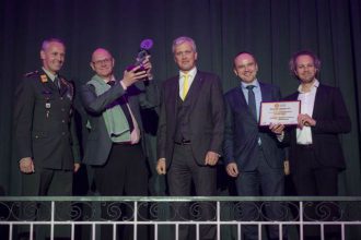 Defensie wint prijs voor duurzame aanbesteding textiel