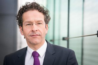 Dijsselbloem reageert ontwijkend op Kamervragen miljoenenboete NS