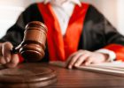 Rechter zegt: Is het ‘topsegmentenmodel’ strijdig met de aanbestedingswet?