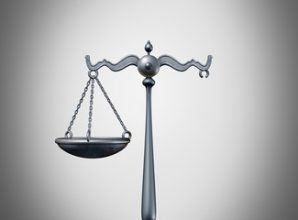 Onvoldoende rechtsbescherming in aanbestedingszaken
