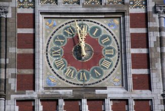 Amsterdam vervroegt aanbesteding bancaire dienstverlening