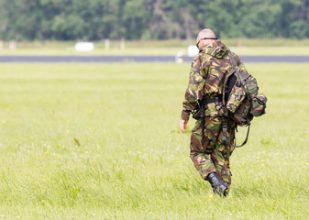 Aanbesteding marinierskazerne opnieuw uitgesteld